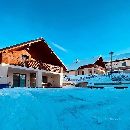 Chaty Krusetnica S Luxusnym Privatnym Wellness Exterior photo