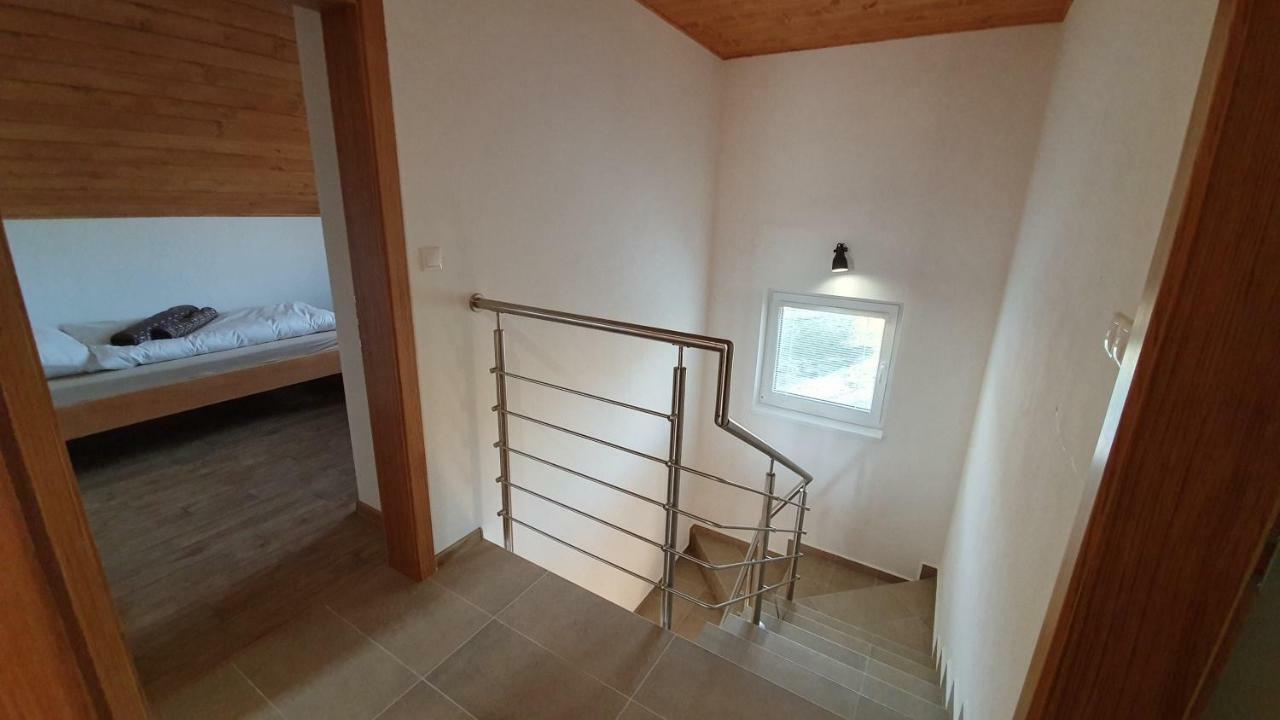 Chaty Krusetnica S Luxusnym Privatnym Wellness Exterior photo