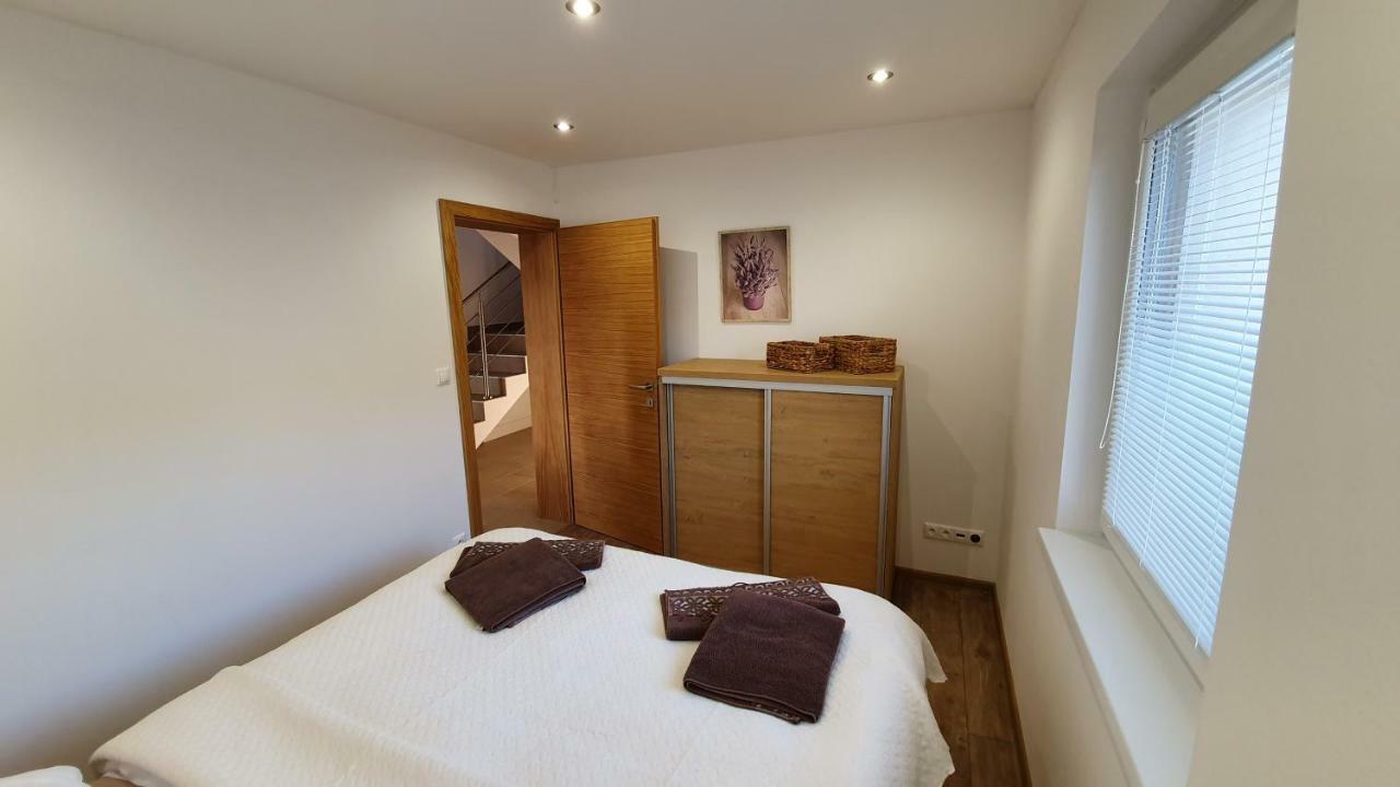 Chaty Krusetnica S Luxusnym Privatnym Wellness Exterior photo