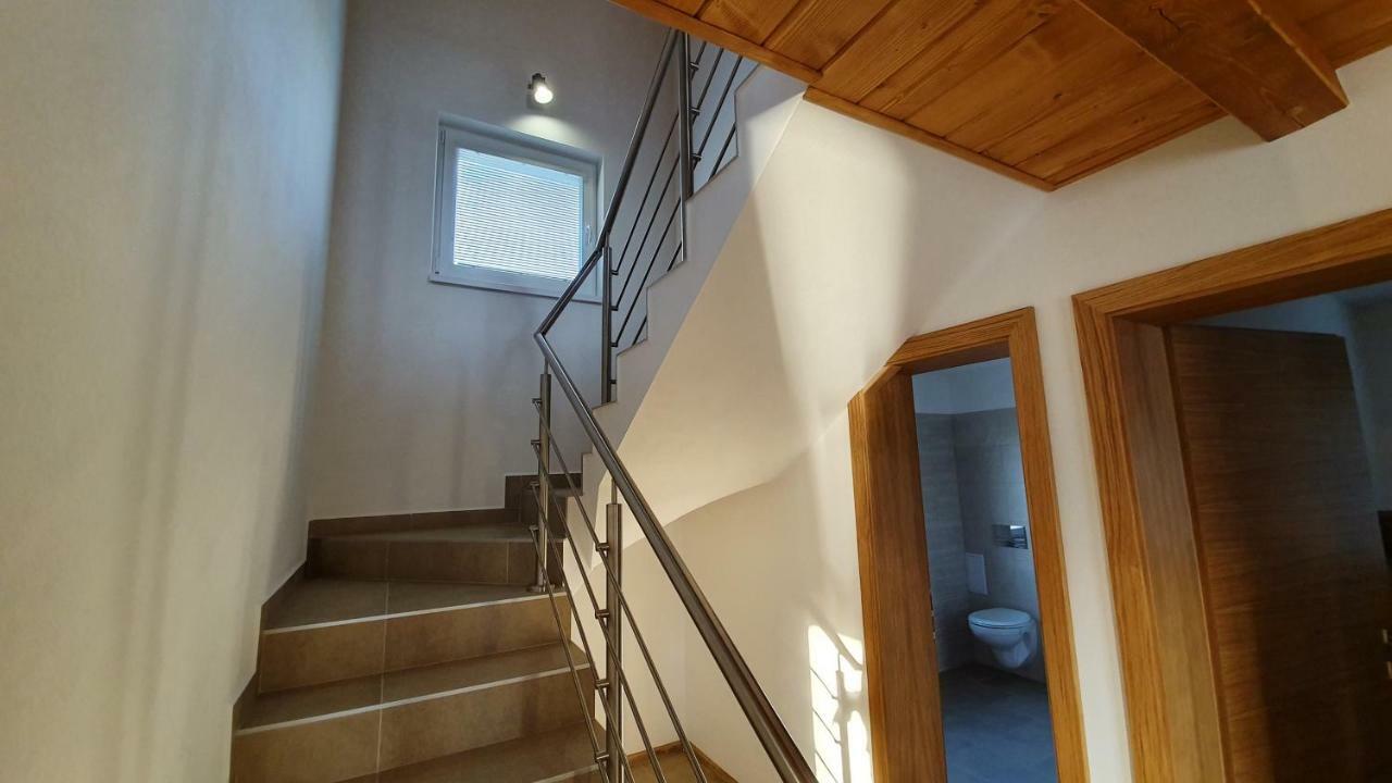 Chaty Krusetnica S Luxusnym Privatnym Wellness Exterior photo