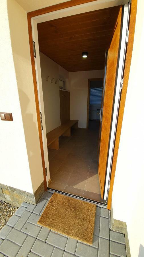 Chaty Krusetnica S Luxusnym Privatnym Wellness Exterior photo